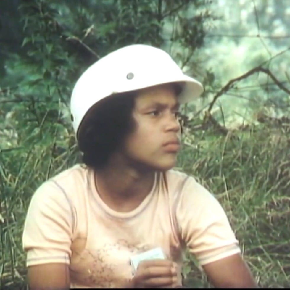 Los episodios de “Mundo Real” abordan asimilación cultural, racismo, sistema de justicia, gentrificación y preservación de la identidad puertorriqueña en Estados Unidos.