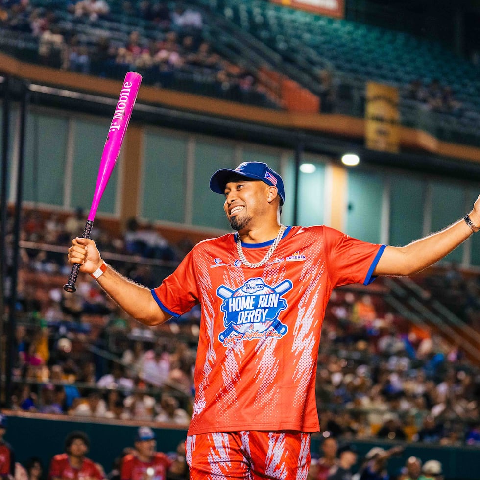 Edwin "Sugar" Díaz es todo sonrisas durante el el Home Run Derby de José Berríos, 24 horas después de firmar su pacto de $69 millones con los Dodgers.
