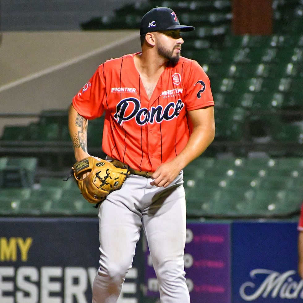 El relevista Gabriel Rodríguez, quien fue colíder de abanicados en la temporada 2025-26 de la liga invernal con los Leones, llevaba dos años fuera del béisbol organizado.