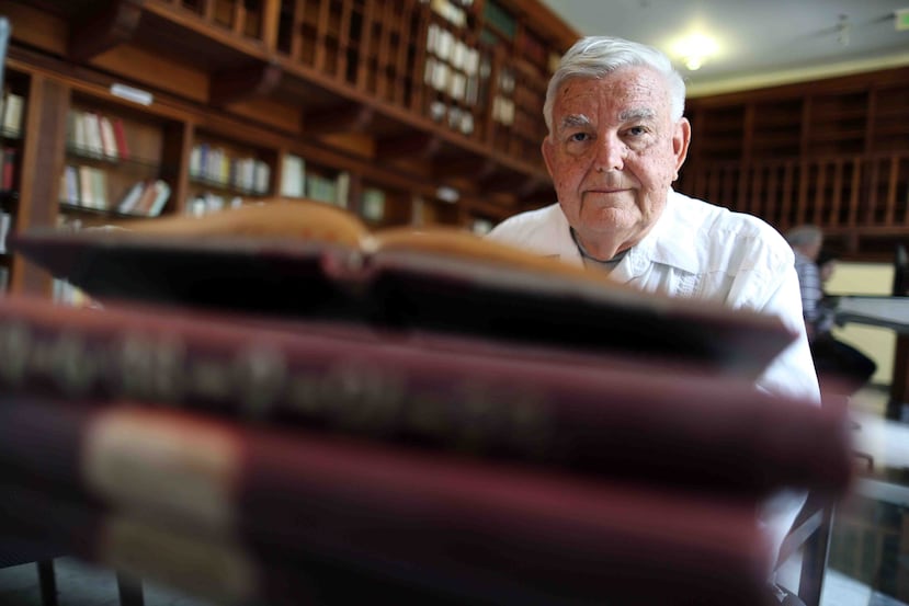 Entre las obras de Fernando Picó se encuentran los libros “Historia general de Puerto Rico” y “Puerto Rico, tierra adentro y mar afuera”. (GFR Media)