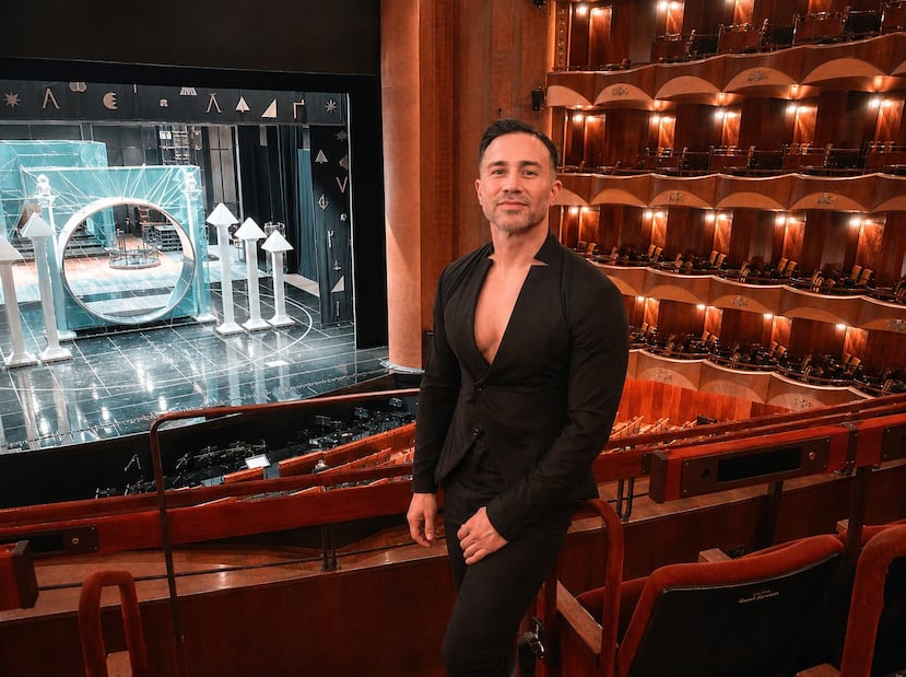 Puerto Rican dancer César Abreu has been a member of the Metropolitan Opera for the past 20 years.
