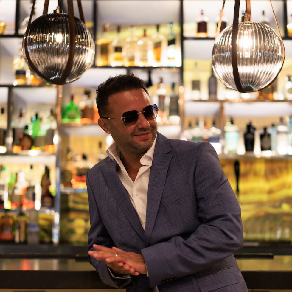 Tony Dize se prepara para sus cinco funciones en el Coca Cola Music Hall.
#######
Foto por:
Xavier Araújo | GFR Media
xavier.araujo@gfrmedia.com
Araujo