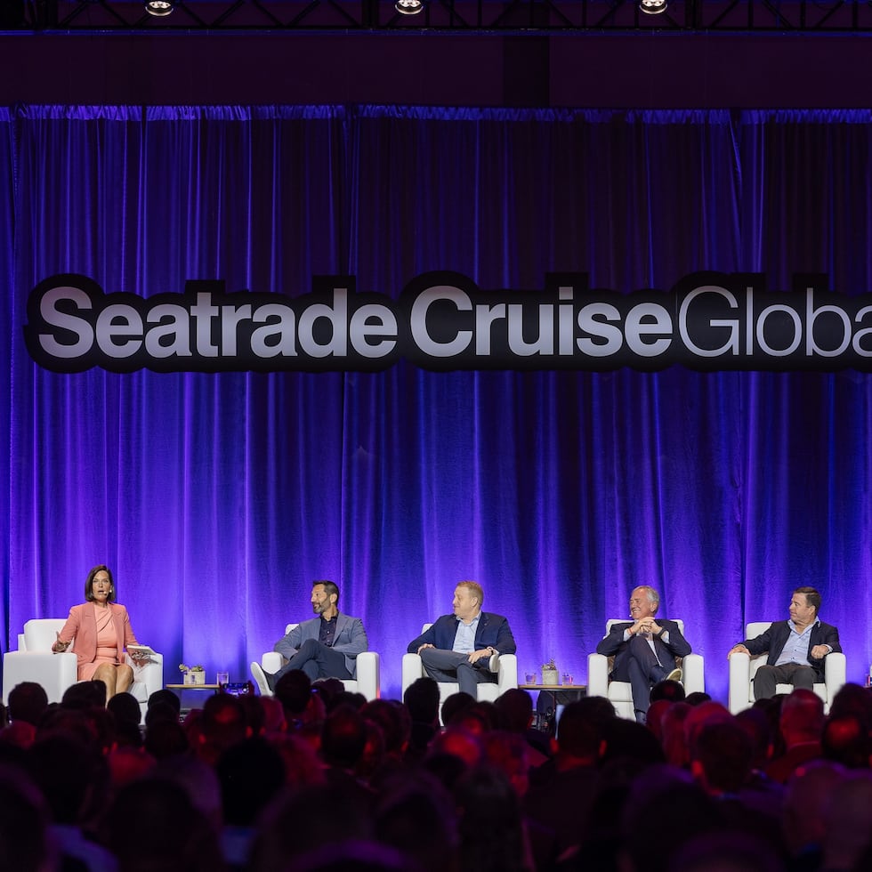 Ejecutivos de la industria de cruceros en Seatrade Cruise Global.