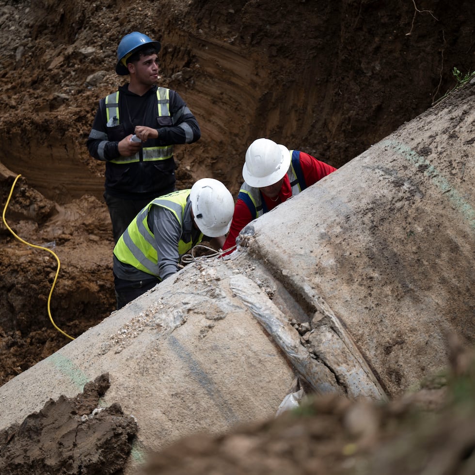 12 de junio de 2026. Bayamón, PR. MCD/NOTICIAS. Zona donde fue detectada una avería en el Superacueducto en Bayamón, que dejará a miles de abonados sin servicio durante el periodo de reparación aún sin determinar. FOTO POR: Carlos Rivera Giusti / GFR Media
Autoridad de Acueductos y Alcantarillados, AAA, Agua, Supertubo, Superacueducto, Bayamón, Avería, Ruptura, Reparación