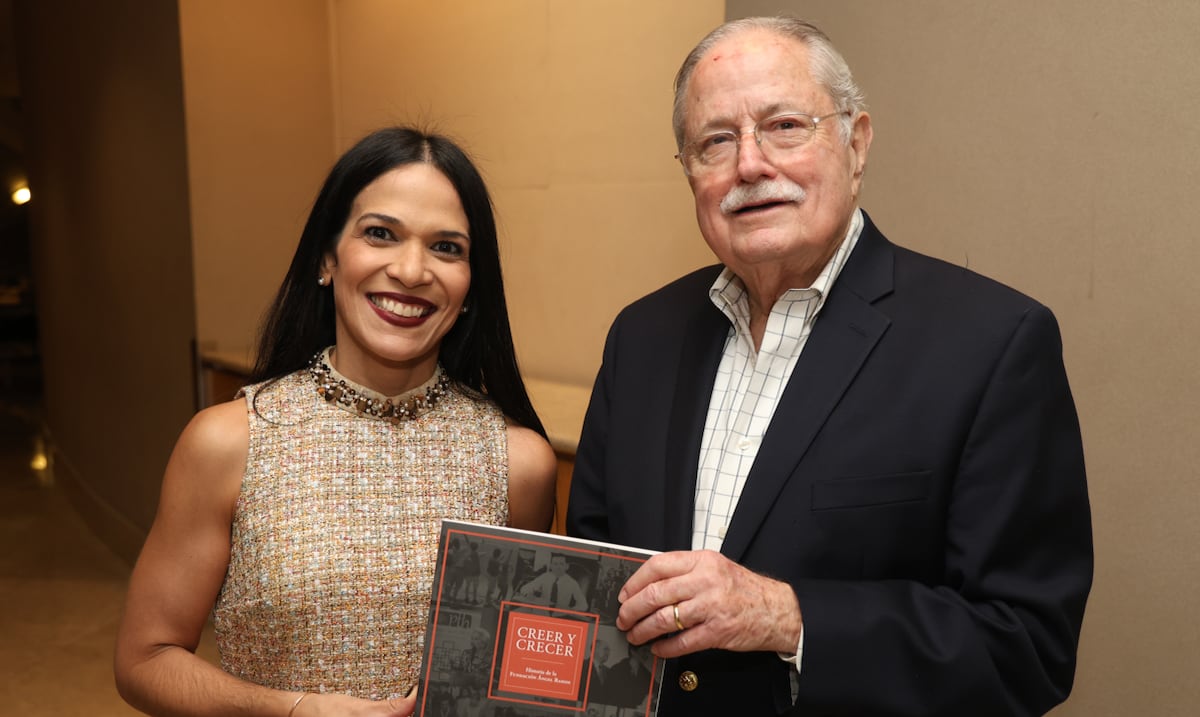 "Creer y crecer": nuevo libro rescata legado del empresario Ángel Ramos y su Fundación
