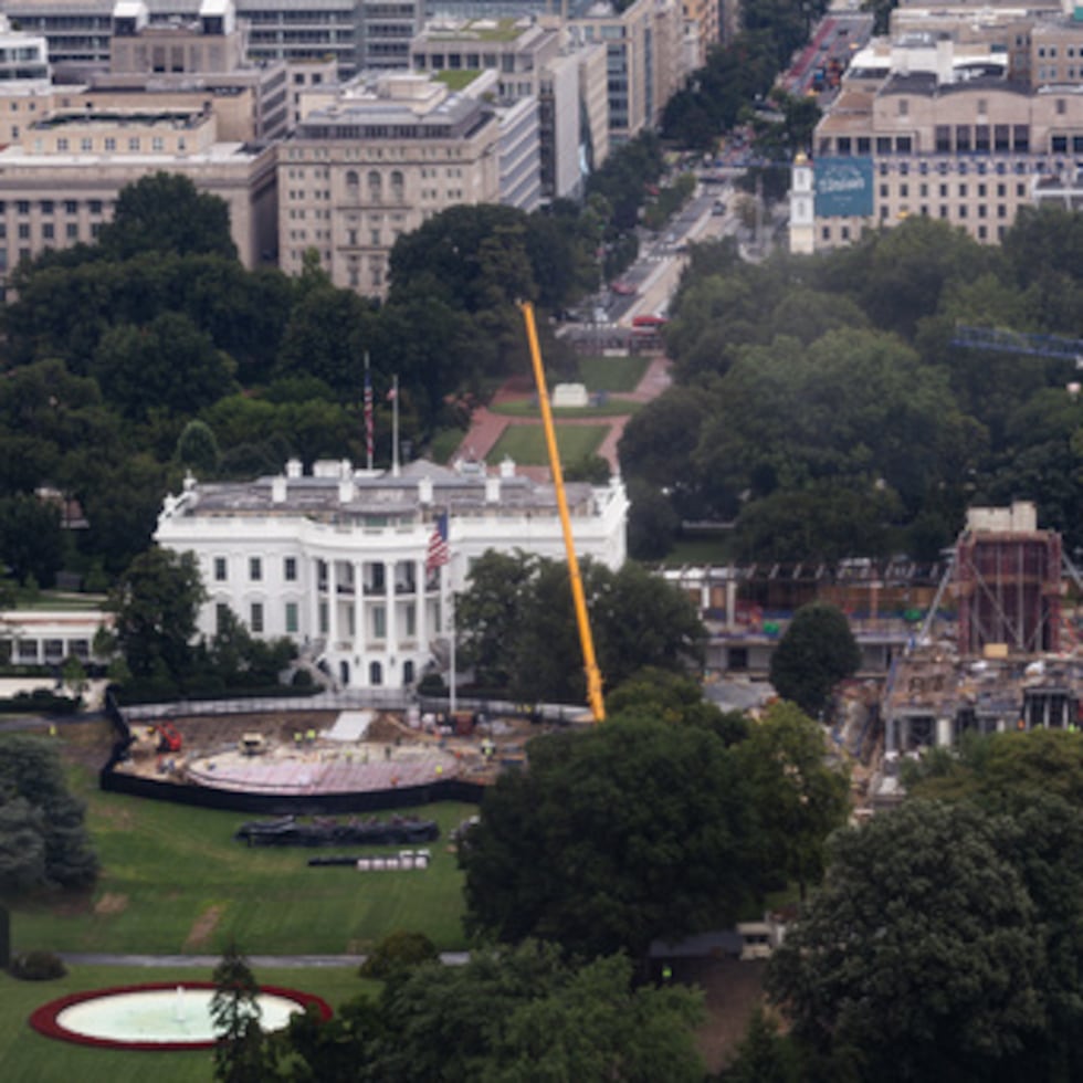 Trump no tiene la facultad unilateral de construir un salón de actos de 90,000 pies cuadrados en el lugar donde se encontraba el ala este de la Casa Blanca.