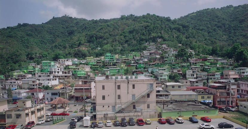 El Cerro, del vegalteño Chemi Rosado Seijo, es una muy elogiada obra de una zona residencial montañosa del municipio de Naranjito.