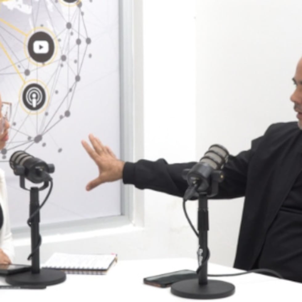 Cristóbal Moya, sobreviviente de la tragedia de la discoteca Jet Set, narra sus vivencias.