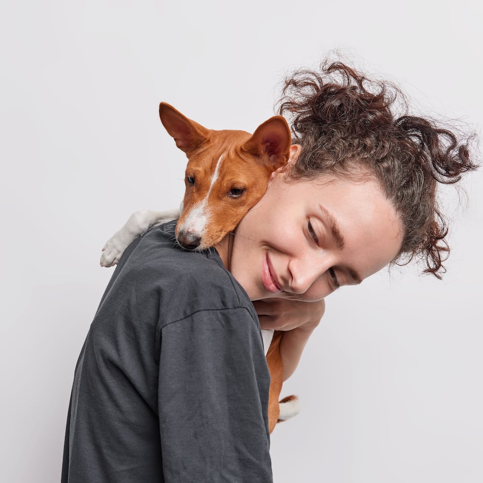 Los estudios científicos demuestran que los perros pueden ayudan a los seres humanos a lidiar con el estrés.