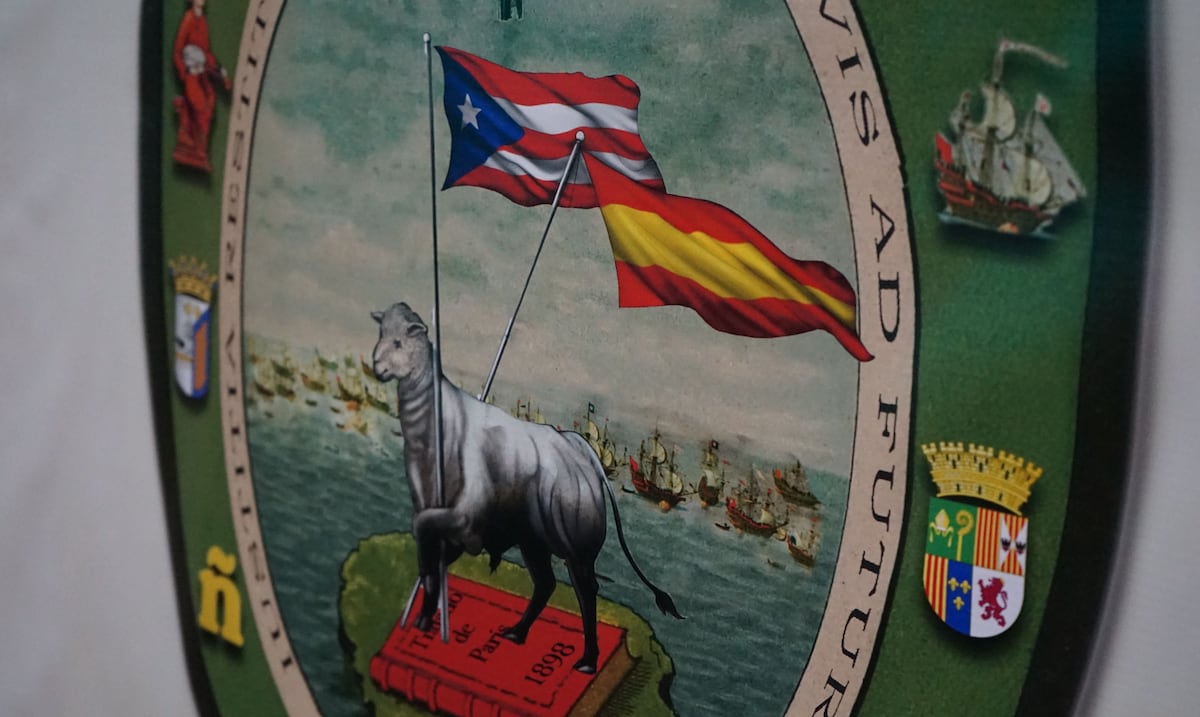 El rastro del abuelo: crónica de un viaje para descubrir el pasado