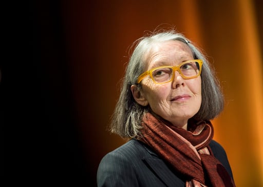 La poeta y ensayista canadiense Anne Carson gana el Premio Nobel de Literatura