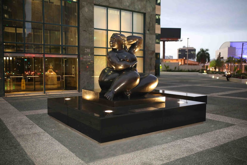 "Mujer sentada" fue creada por Botero en el 2002 y es una de tres esculturas fundidas en el 2004. (Suministrada)