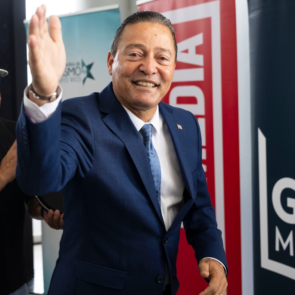 22 de octubre de 2024. Cataño, PR. MCD/NOTICIAS. Conferencia de prensa convocada por el alcalde y aspirante a la reelección del municipio de Cataño Julio Alicea Vasallo, para ofrecer detalles sobre La Feria Bacardí, a llevarse a cabo en el malecón de Cataño en diciembre, llevada a cabo en el Centro de Convenciones de ese municipio. FOTO POR: Carlos Rivera Giusti/GFR Media.
Julio Alicea Vasallo, Alcalde, Cataño, Feria Bacardí