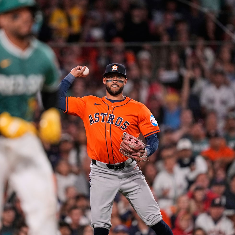 Carlos Correa nunca ha jugado en la segunda almohadilla durante sus 11 temporadas en las Grandes Ligas.