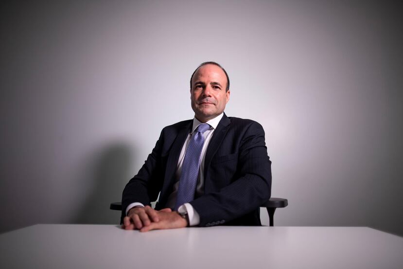 El Senado confirmó ayer al capitán Elmer L. Román para la secretaría del Departamento de Seguridad Pública, agencia que agrupa siete negociados.