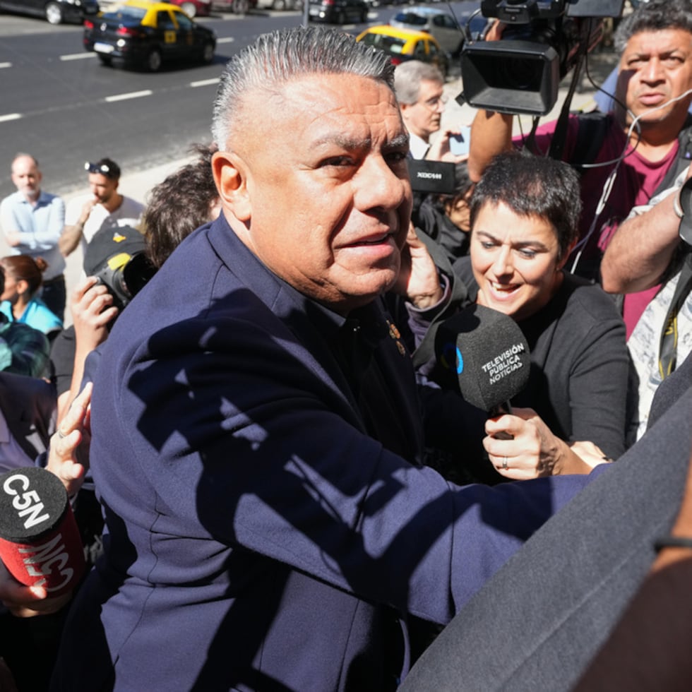 Claudio Tapia, presidente de la Asociación del Fútbol Argentino, también enfrenta una causa judicial en Argentina por presunto fraude fiscal.