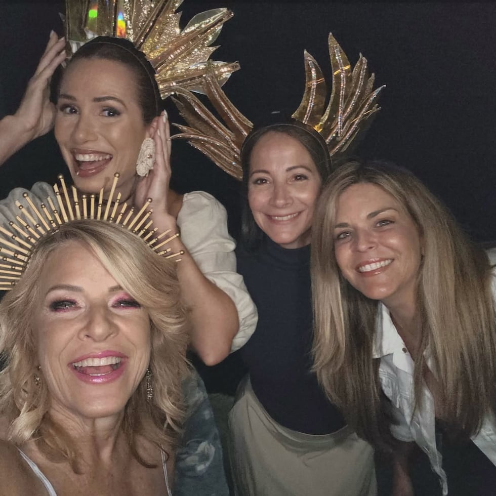 La velada supuso un carnaval tropical.