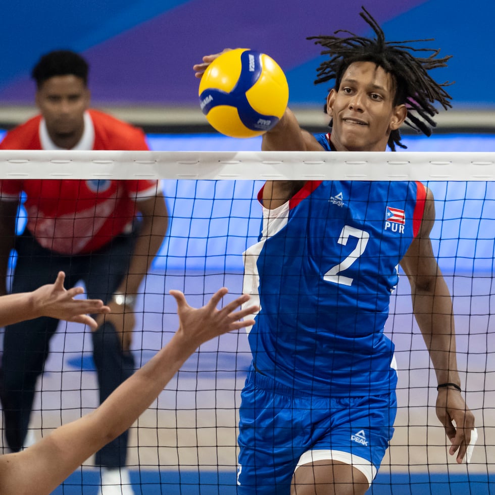 Klistan Lawrence realiza un ataque por Puerto Rico.