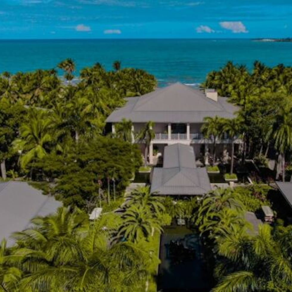 Mientras, el antiguo hotel St. Regis Bahia Beach Resort, en Río Grande, se convirtió en la primera hospedería Four Seasons en Puerto Rico, tras una inversión de $40 millones.