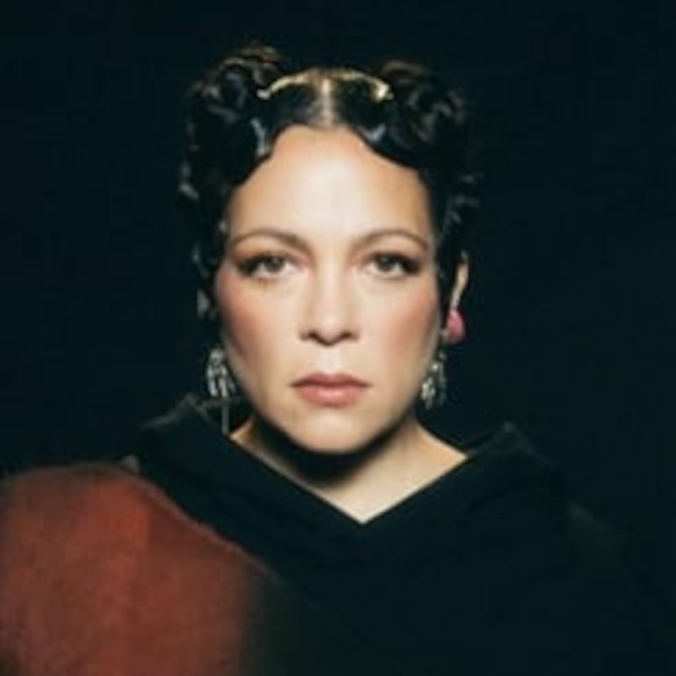 One of the songs that’s sure to be played is “Hasta la raíz” (2015), one of Natalia Lafourcade's most iconic songs, which is close to reaching one billion streams on Spotify.