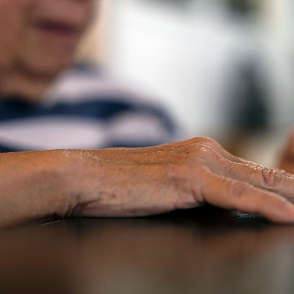 La salud de las personas no opera de manera individual. Cuando nuestro sistema de cuidado pierde fondos y la salud de las personas se ve afectada, el impacto se siente en todos los niveles y sectores del país. Por eso, el llamado no puede quedarse en las gestiones que realizamos desde el ecosistema de salud, destaca Solange De Lahongrais.