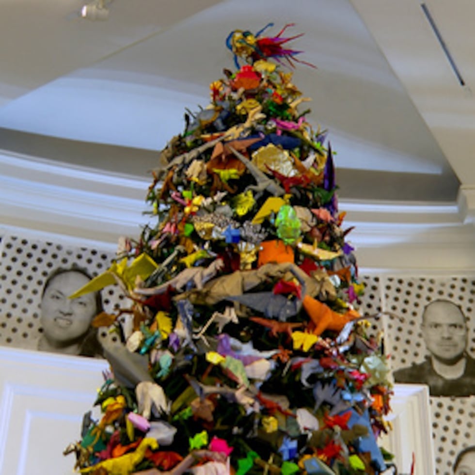 The Origami Holiday Tree.