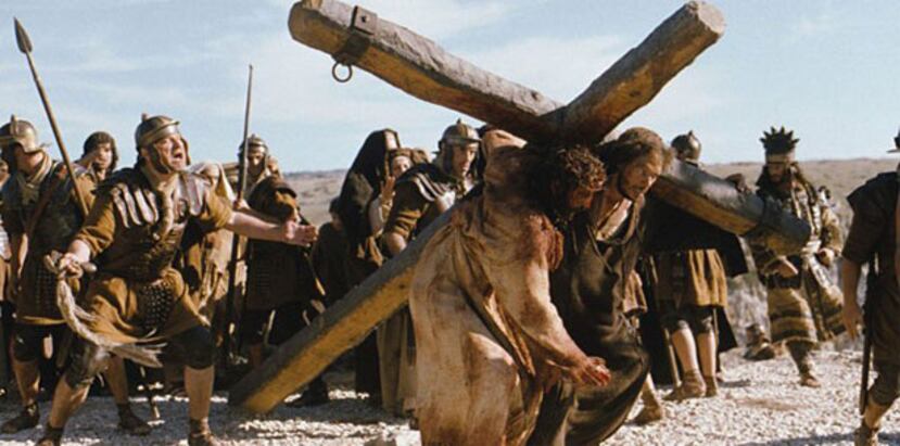La película The Passion of the Christ, dirigida por Mel Gibson, que se transmitirá a las 7:00 p.m. por Univision.