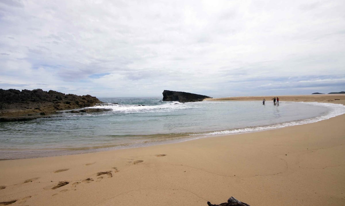 Reportan un “carjacking” cerca de la playa Poza del Obispo en Arecibo
