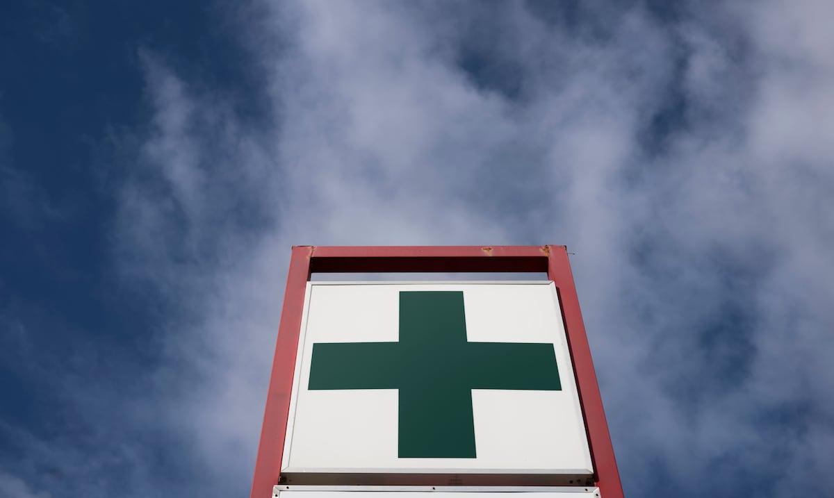 Senado investiga reapertura de Cannalytics tras negociar multa millonaria con Salud