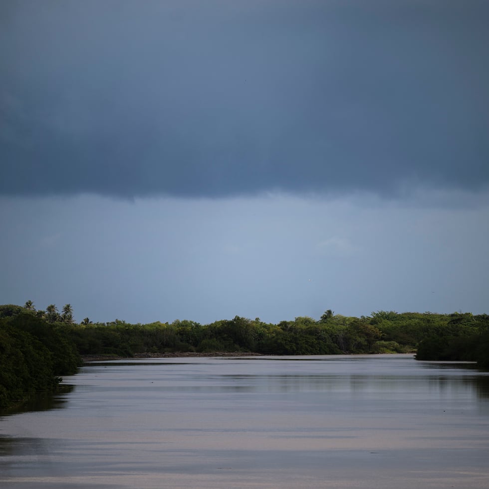 Se espera una mejoría gradual entre el sábado y el domingo, cuando una masa de aire más seco comience a entrar a la región.