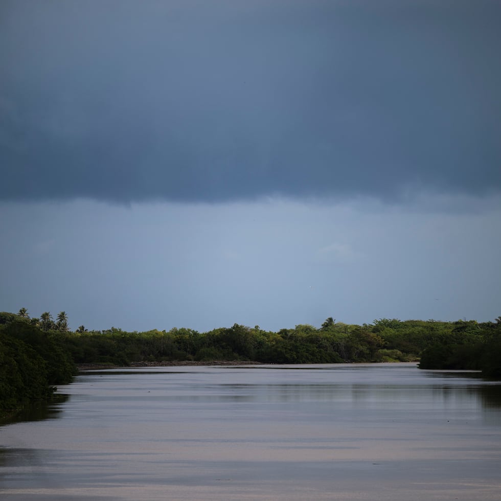 La influencia de una vaguada aumentará la actividad de lluvia.