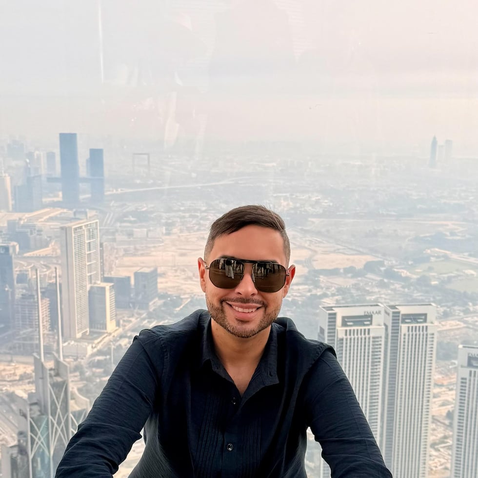 Turista puertorriqueño quedó atrapado en Dubai luego de ataques militares contra Irán.