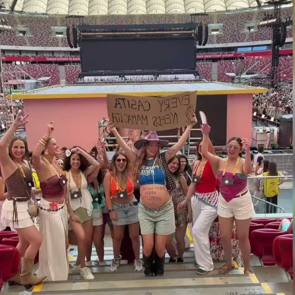 La creadora de contenido polaca Rozalia en el concierto de Bad Bunny.
