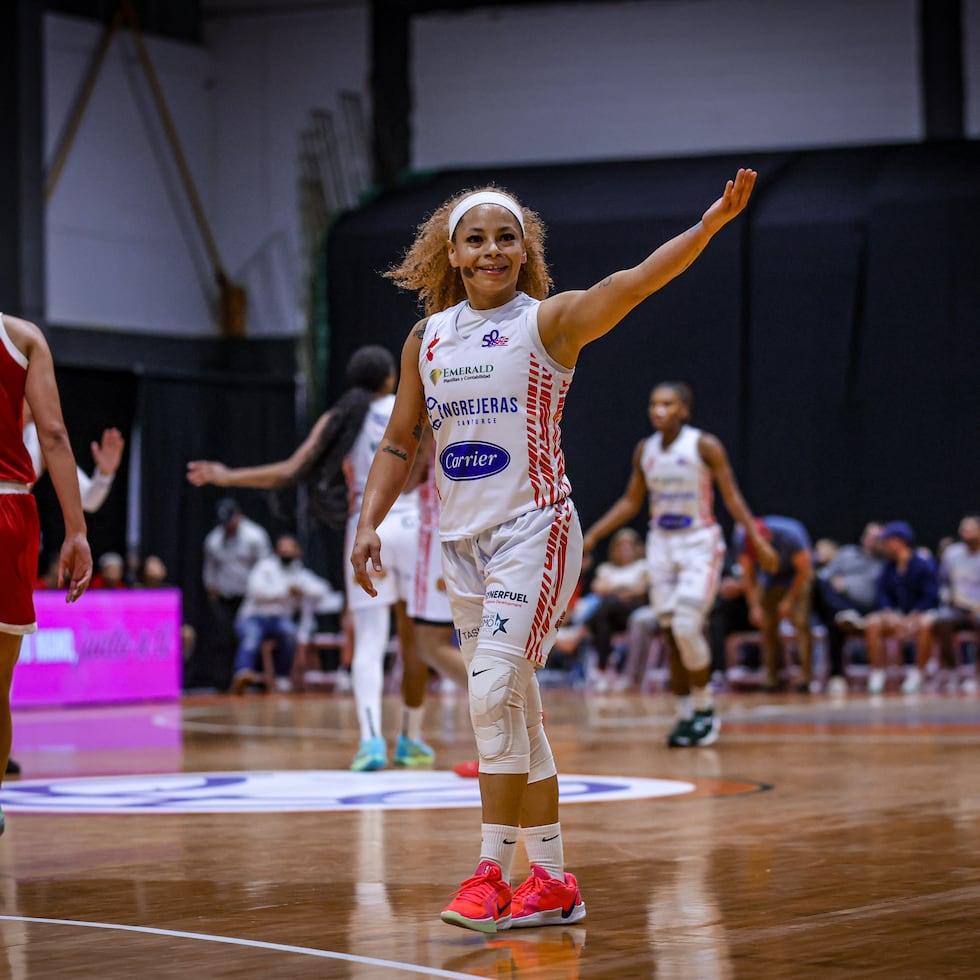 La armadora de las Cangrejeras Dayshalee Salamán está en su decimotercera temporada en el BSNF, y octava con Santurce.