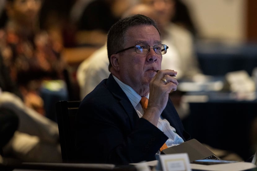 El expresidente del Senado Kenneth McClintock, actual asesor sénior de política pública de Politank, aseguró que no se ha reunido con Domenech desde que salió de la firma de cabilderos.