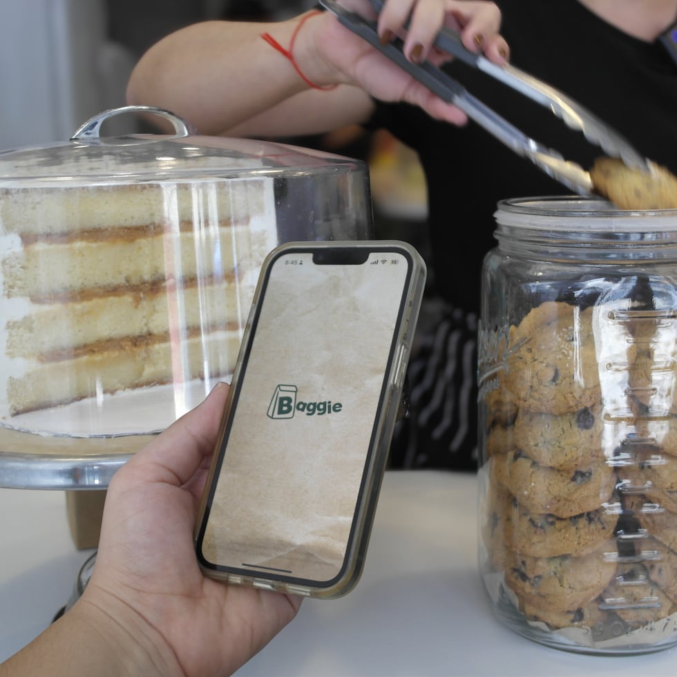 Baggie es una nueva aplicación desarrollada por Ecoambiental LLC para ayudar a reducir el desperdicio de alimentos mediante la creación de conexiones entre los consumidores y los negocios locales.