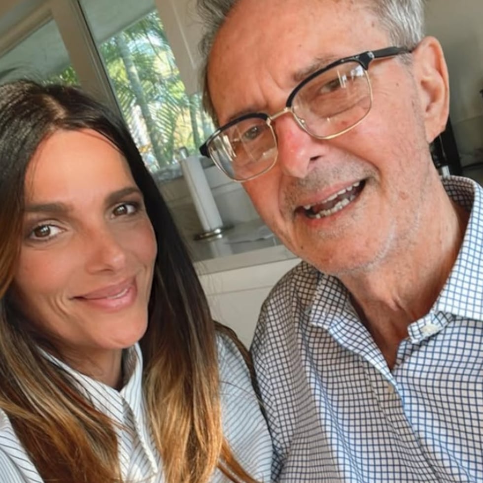 Bárbara Bermudo junto a su padre, Gustavo.