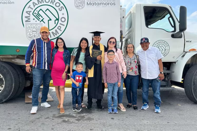 José Israel Hernández Chávez y su familia.
