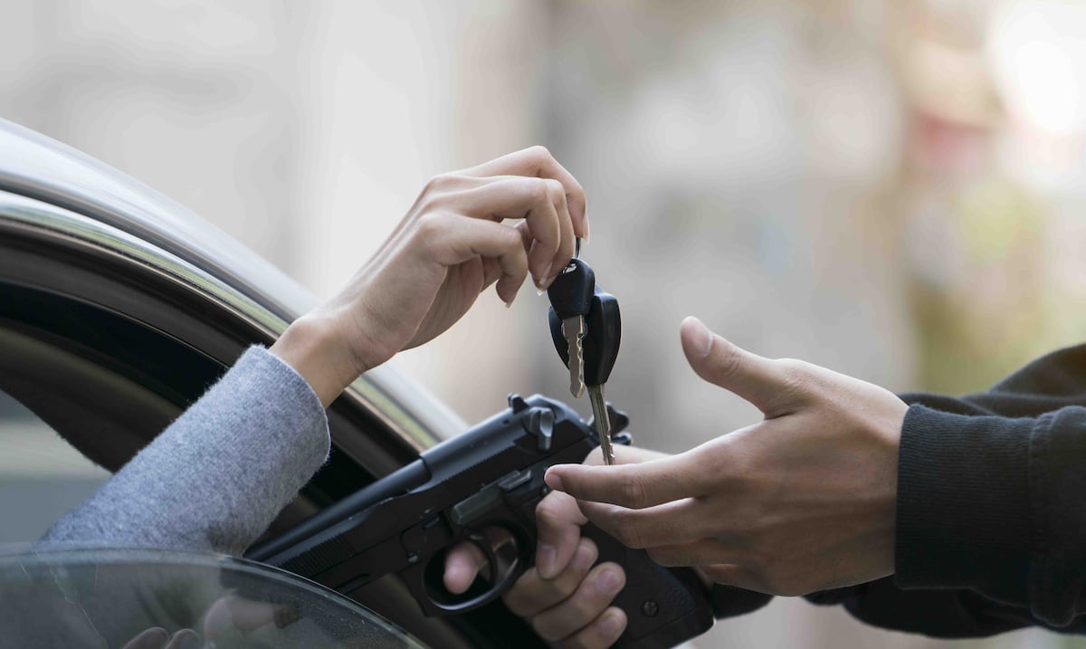 Mujer es víctima de “carjacking” en Barrio Obrero: la interceptan tras tomar una ruta equivocada