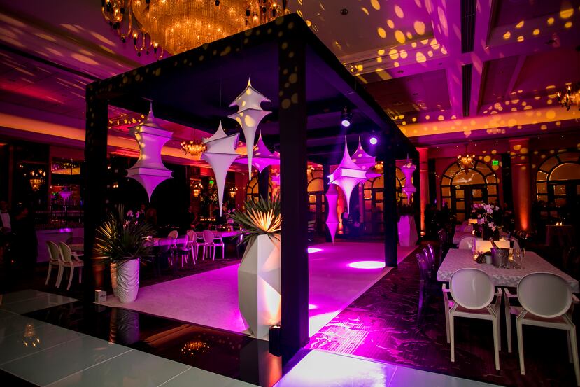 Ambientación de la gala “Somos Isla”, en 2019, que conmemoró la obra de la artista Zilia Sánchez.