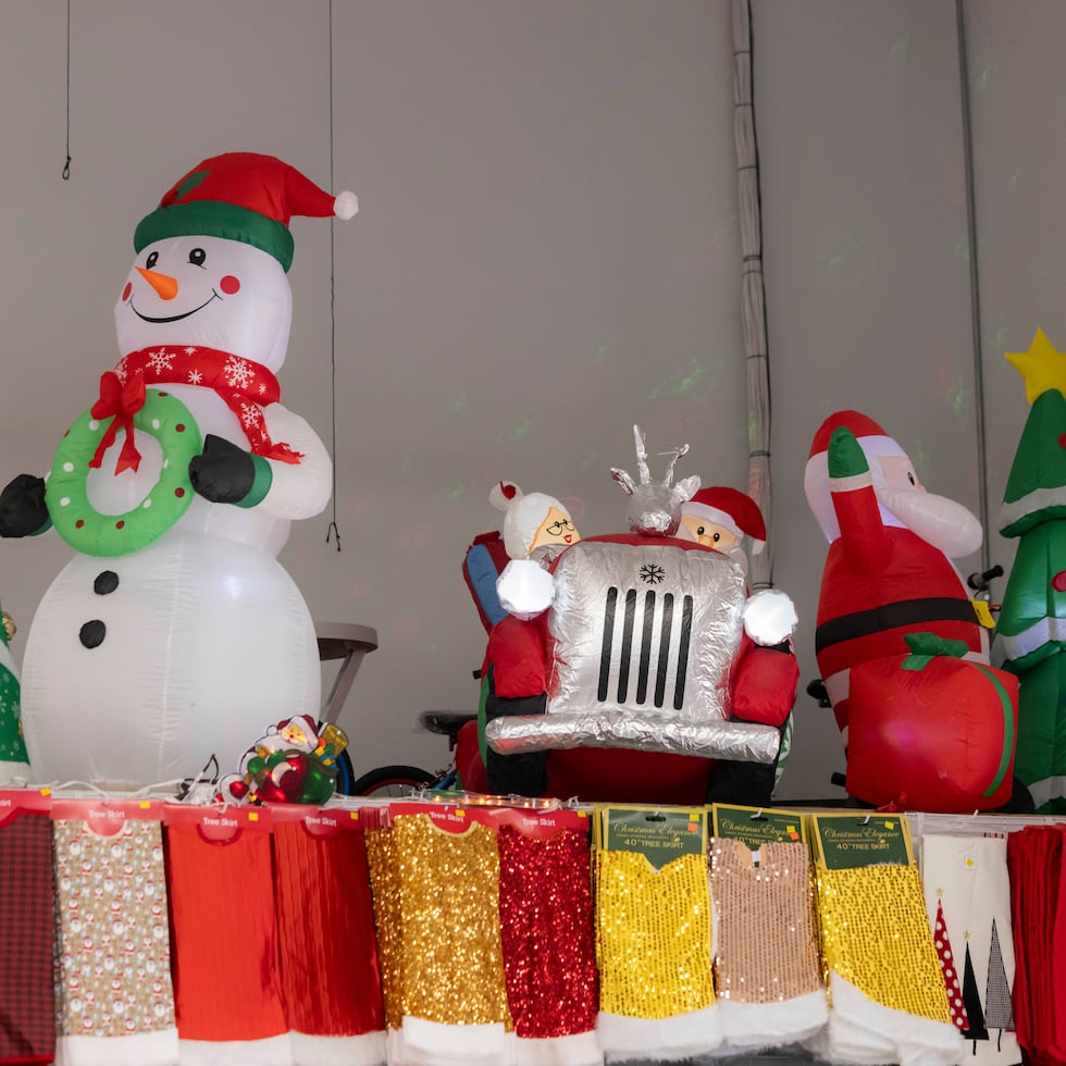 Una imagen de archivo de inflables de Navidad.