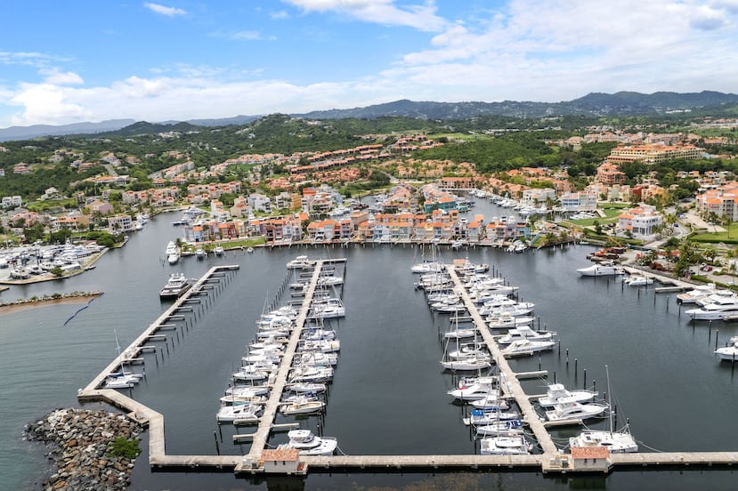 Palmas del Mar Resort cuenta con su propia marina, entre la variedad de instalaciones recreativas, deportivas y de entretenimiento que se han desarrollado tras los portones de esta comunidad planificada ubicada en Humacao.