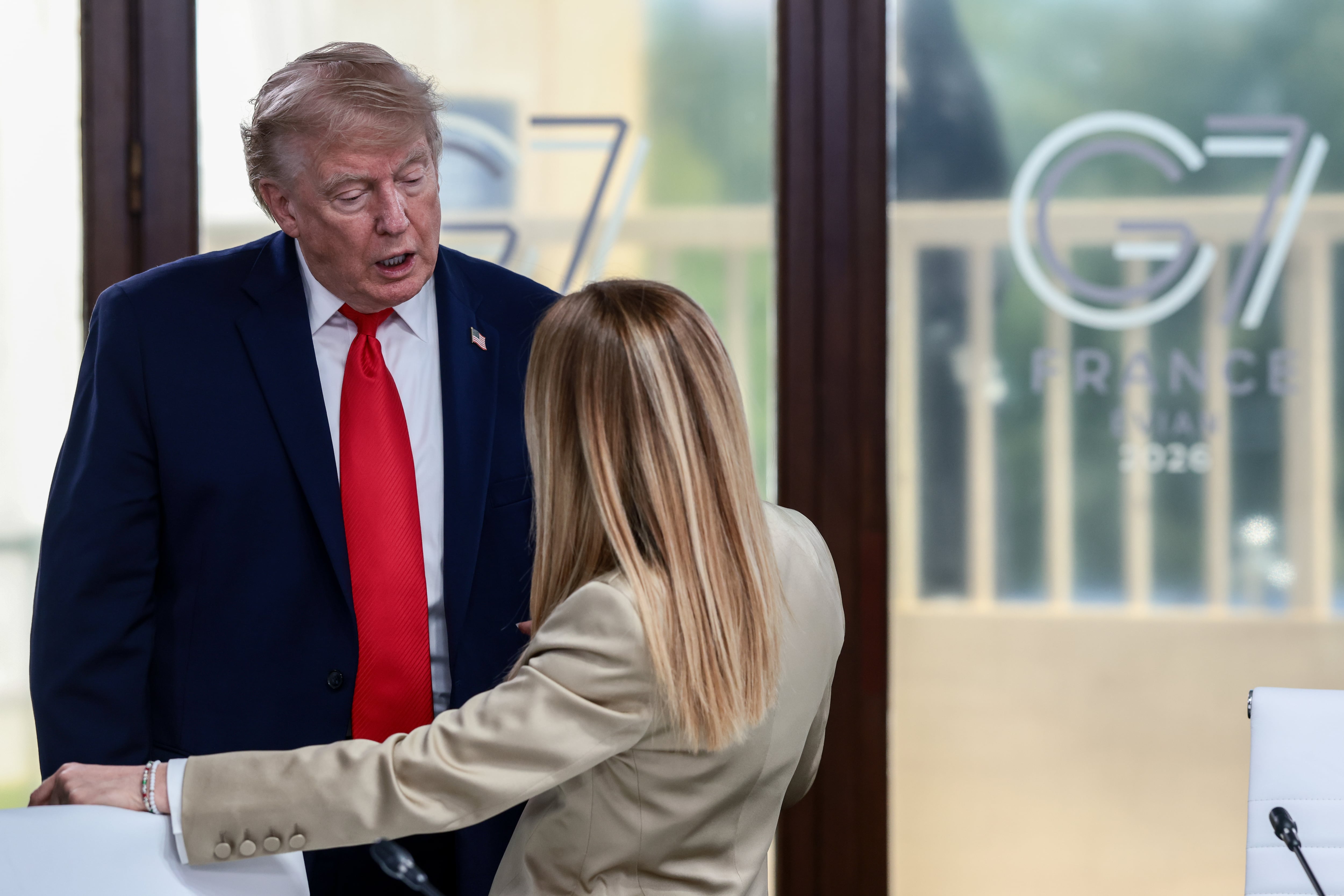 De una alianza cercana a la distancia política: el desencuentro entre Giorgia Meloni y Donald Trump