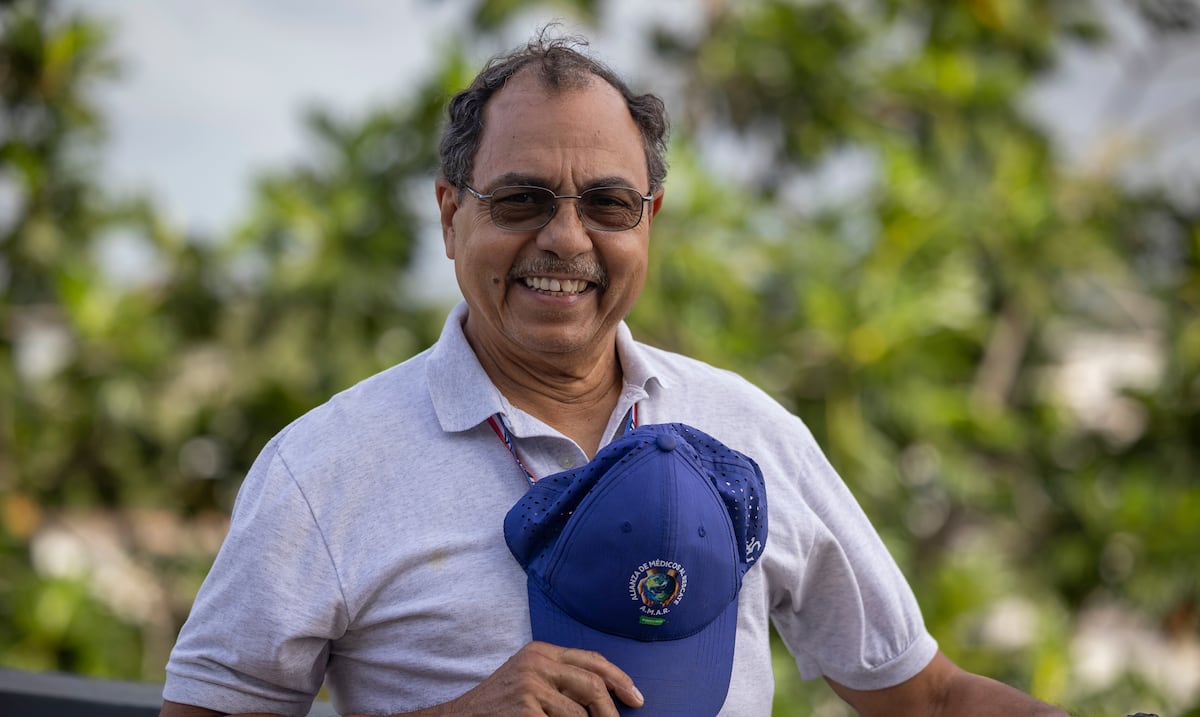 “The true medicine is found on the streets”: Puerto Rican pediatrician receives recognition in the U.S. for decades of humanitarian work