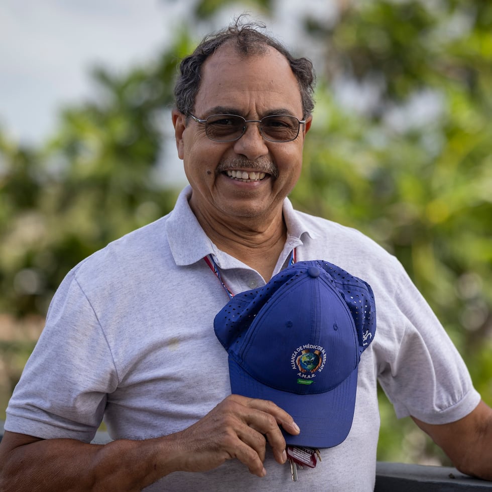 Dr. Jesús Alvelo was honored with the Diversity, Equity, and Inclusion Award from the American Academy of Pediatrics for his decades of volunteer work.