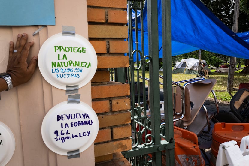 Algunos de los carteles.