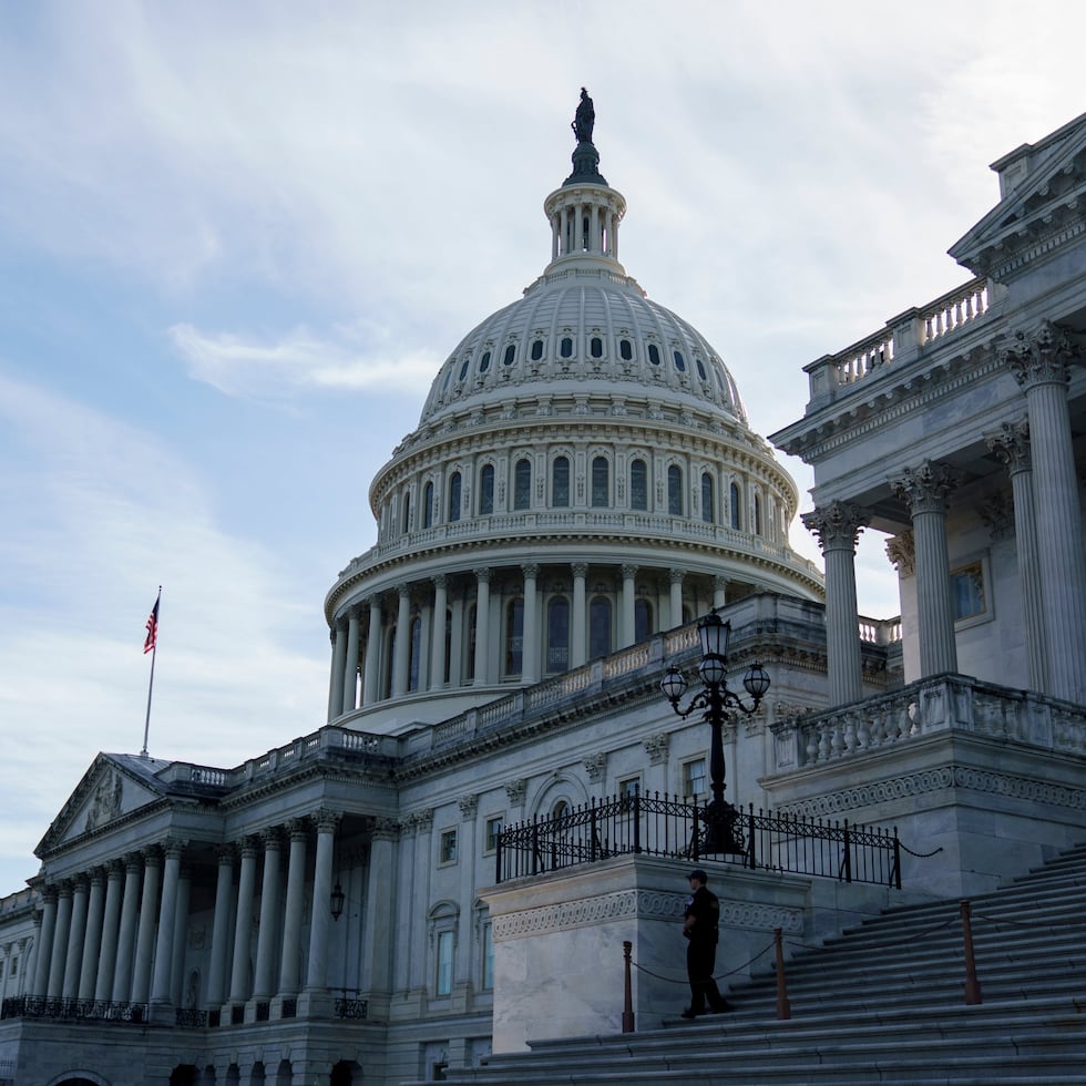 Desde 1976, se han investigado a 28 congresistas por conducta indebida sexual.