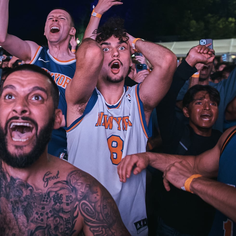 Varios eventos se llevaron a cabo en Nueva York para el público que no pudo viajar a San Antonio, donde fue el quinto partido de la final de la NBA, en el que los Knicks vencieron a los Spurs.