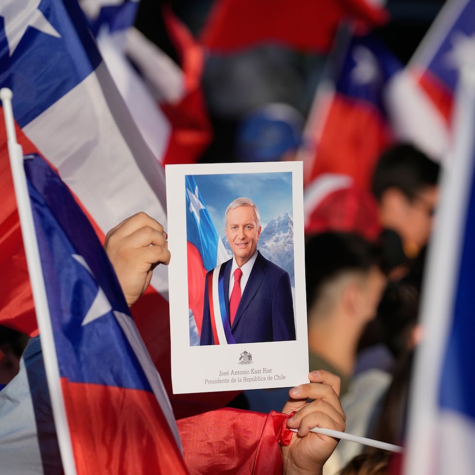 Kast ganó la segunda vuelta electoral tras conseguir un 58.18% de los votos frente al 41.82% logrado por la candidata oficialista de izquierda Jeannette Jara