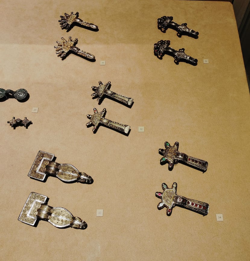 Broches que datan de c. 500 A. C.L en Contantinopla, expuestos en el museo MET de Nueva York. Foto cedida por Joseph Da'ponte